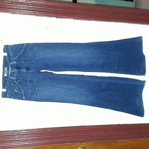 Hudson blue jeans 27 very good condition and very softer material